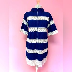 VINTAGE 1960s blue mod mexican lace  striped shift dress size large plus size